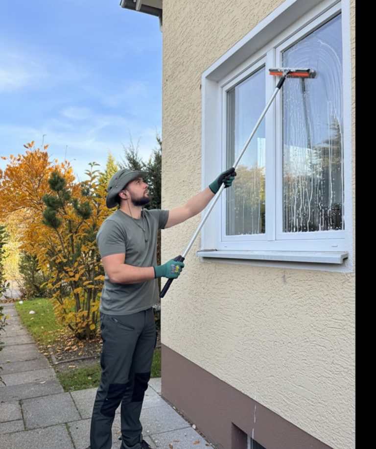 Fensterreinigung außen mit Teleskopstange – ReiRa Traunreut